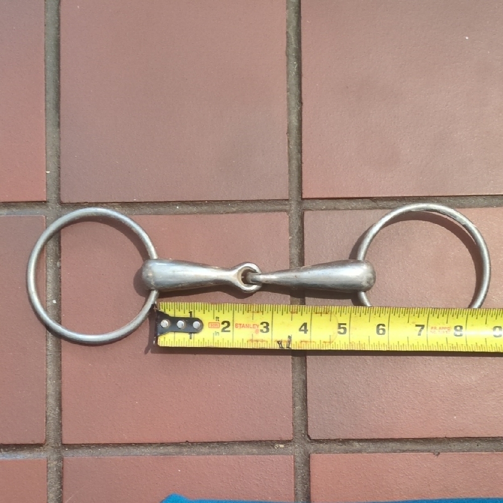 Loose Ring Hollow Mouth horse bit